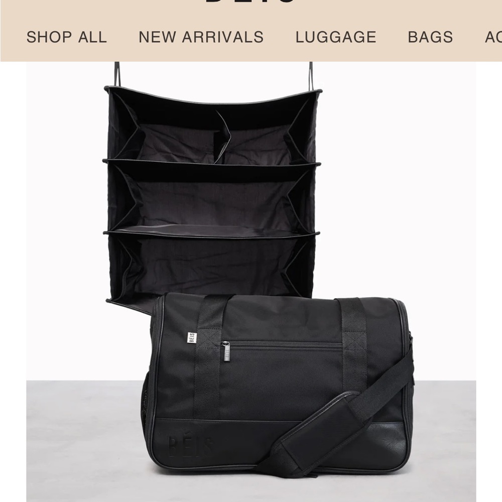 Beis hanging duffle